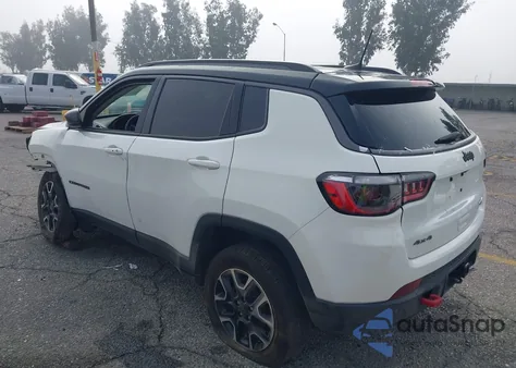 2021 Jeep Compass Trailhawk 4X4 из США, поврежденный, VIN 3C4NJDDB4MT566421